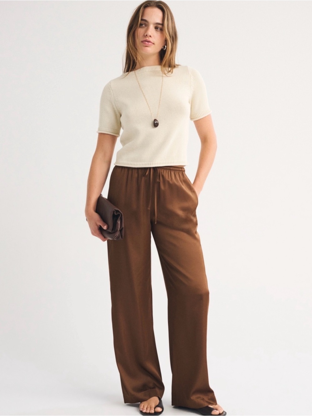 A&F Gemma Satin Wide Leg Pull-On Pant